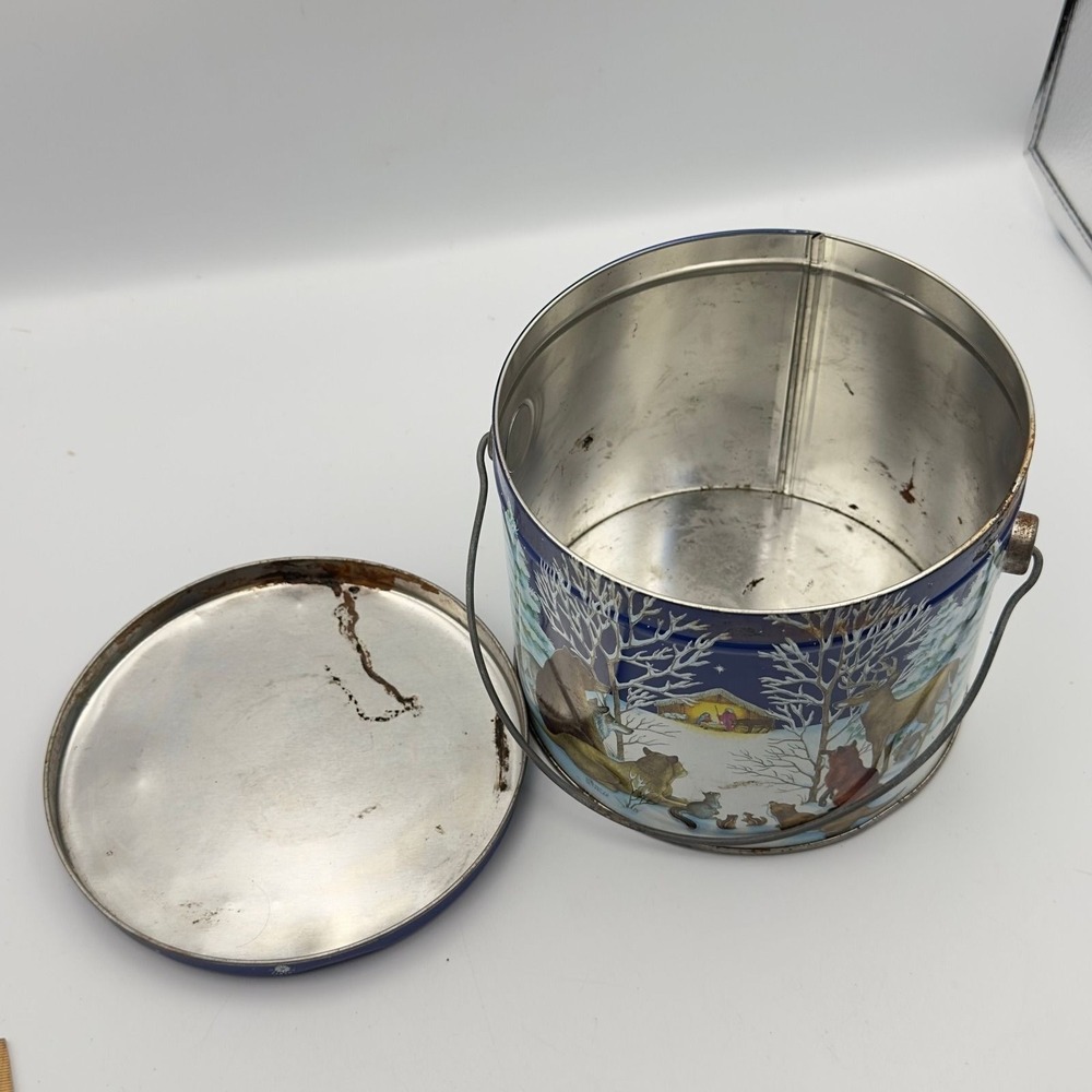 Susan Detwiler Nativity‎ Tin Blue Winter Forest Animals Vintage 1/2 Gal Holiday - Picture 4 of 4
